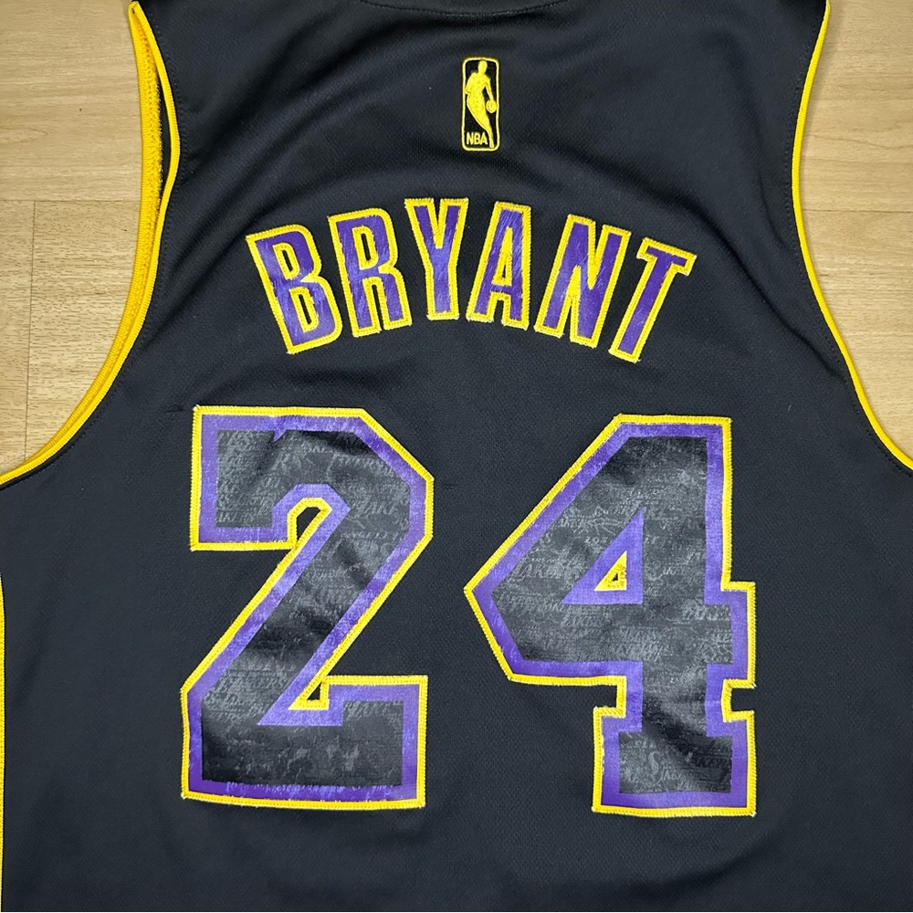 Adidas Kobe Bryant Jersey #24 Stitched Limited Edition Purple Size Mens Large - Picture 10 of 14